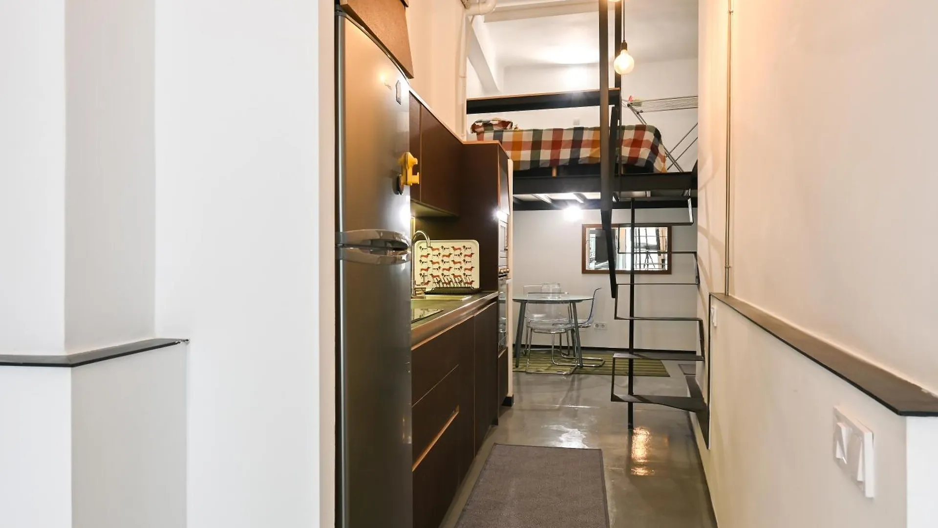 Coqueto Y Acogedor Apartamento Temporal Con Estilo En Madrid Fov16 0*,